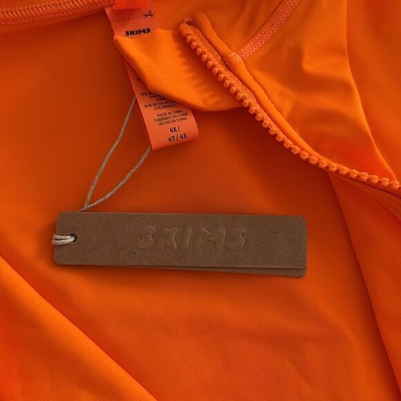 SKIMS Zip Front Sleeveless One Piece Orange NWT - Picture 6 of 9